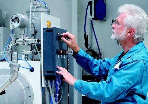 Tìm hiểu về máy nghiền ngang tốt nhất Thụy Sỹ - Cenomic